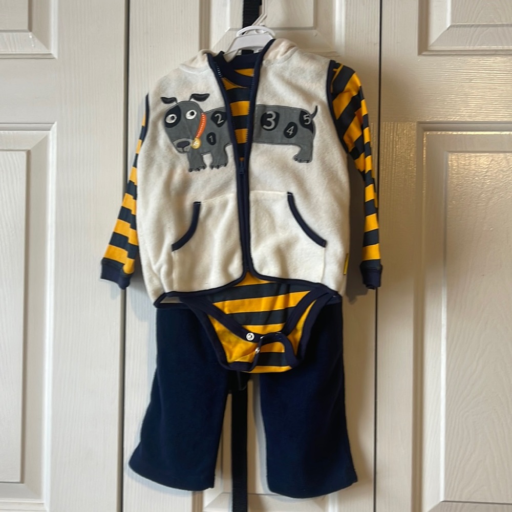 Sesame Street 3 PC Set size 24 months. Boys